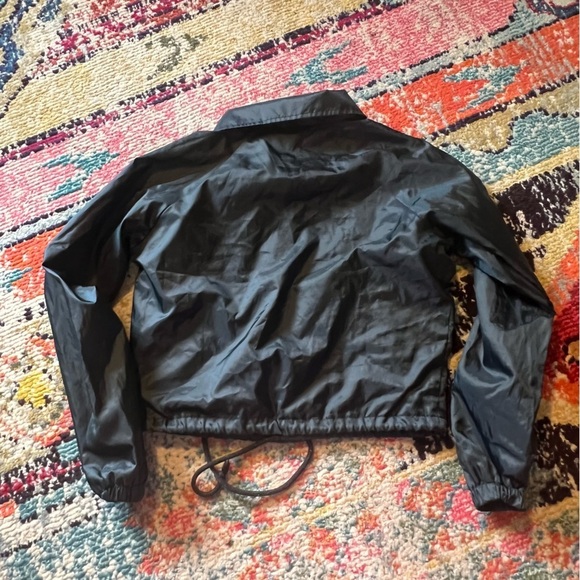 Champion Black Cropped windbreaker Jacket size XS - Picture 5 of 5